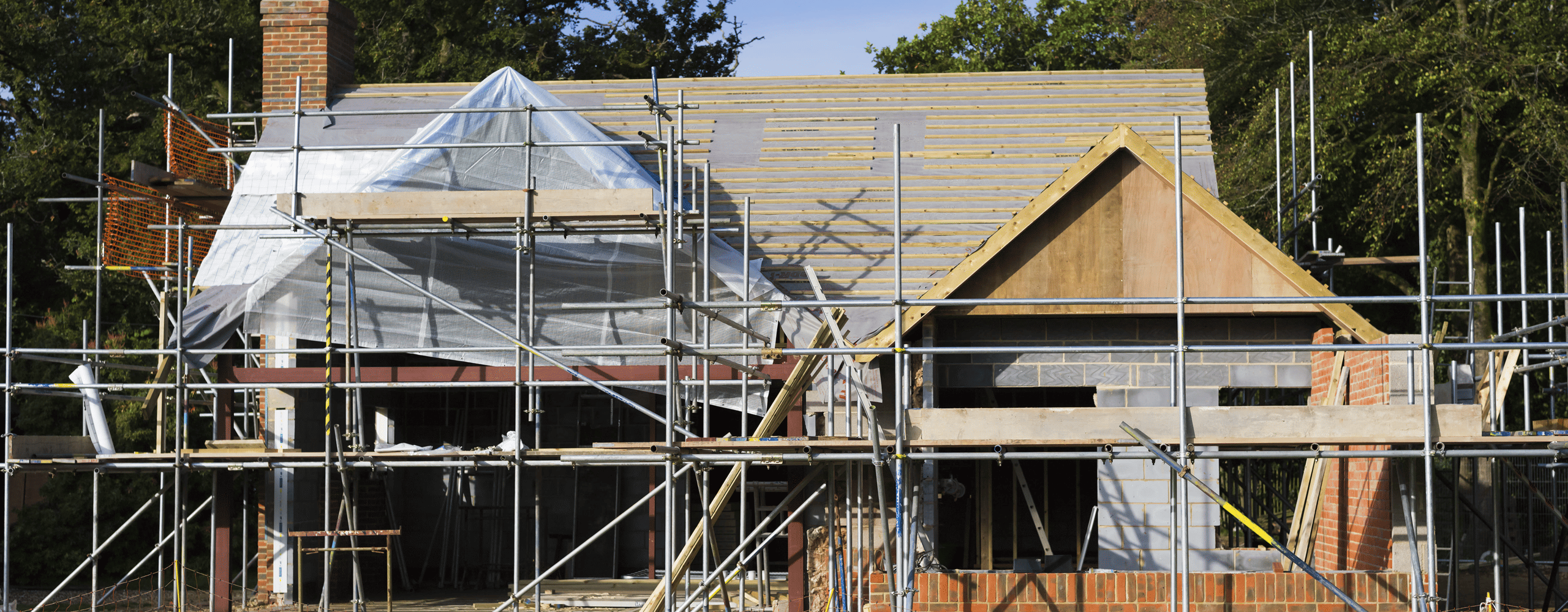 a-family-home-under-construction-a-building-site-2026-03-25-01-00-14-utc (1)